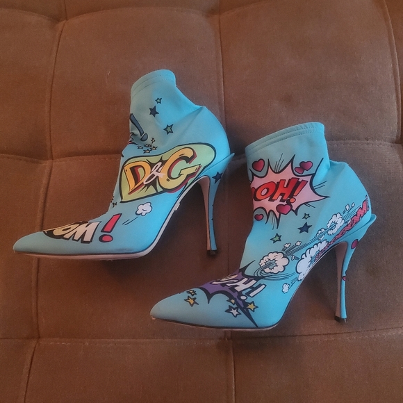 💯Rare Dolce & Gabbana Comic Book Booties - Picture 8 of 16